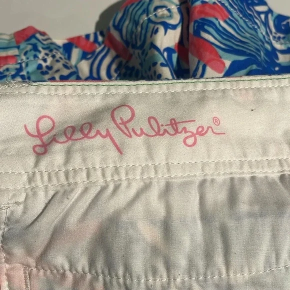 Like new Lilly Pulitzer The Callahan Short Size 4 in She Sells Seashells - Picture 7 of 9